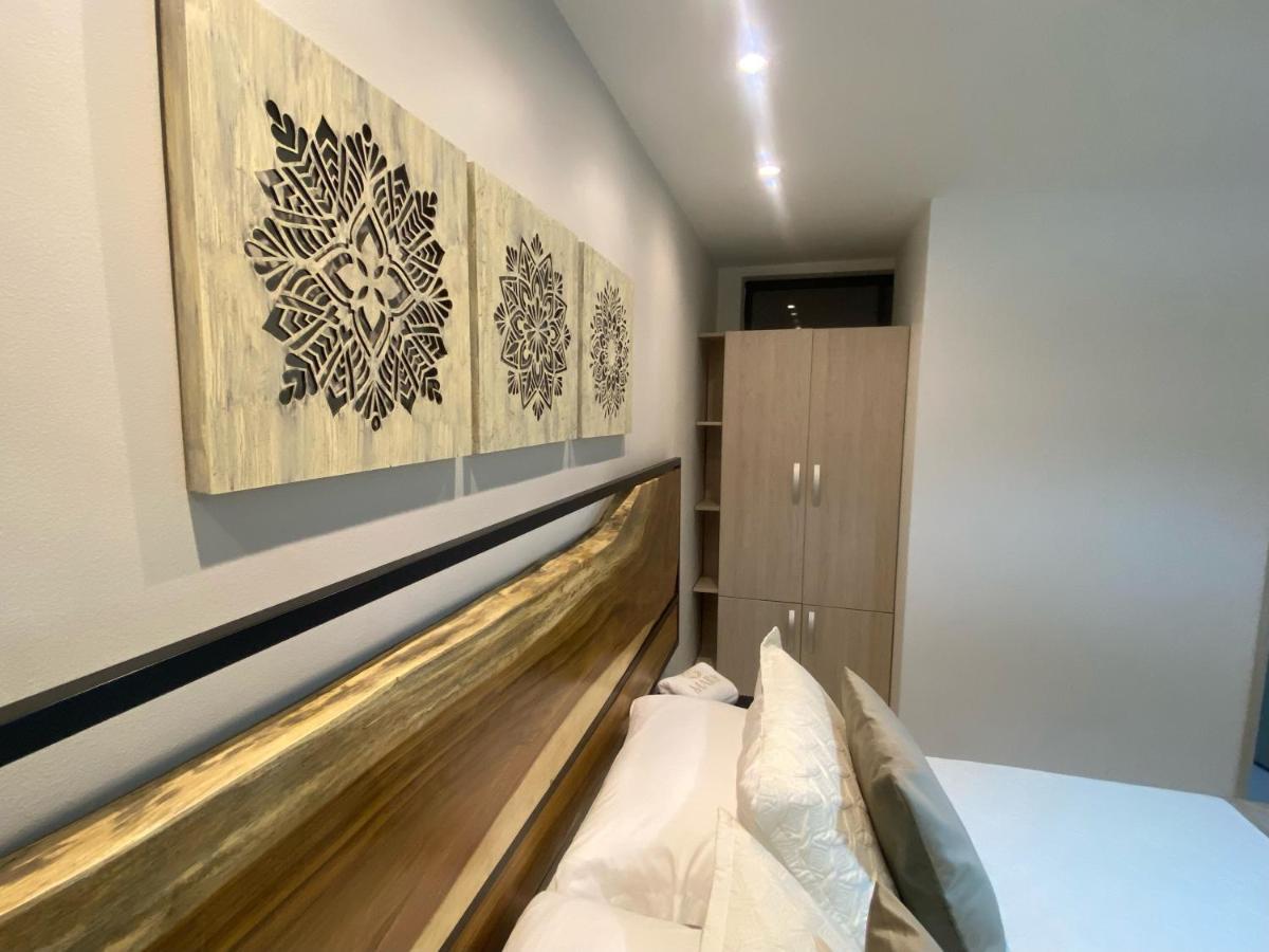 Maidy Luxury Hotel 麦德林 外观 照片