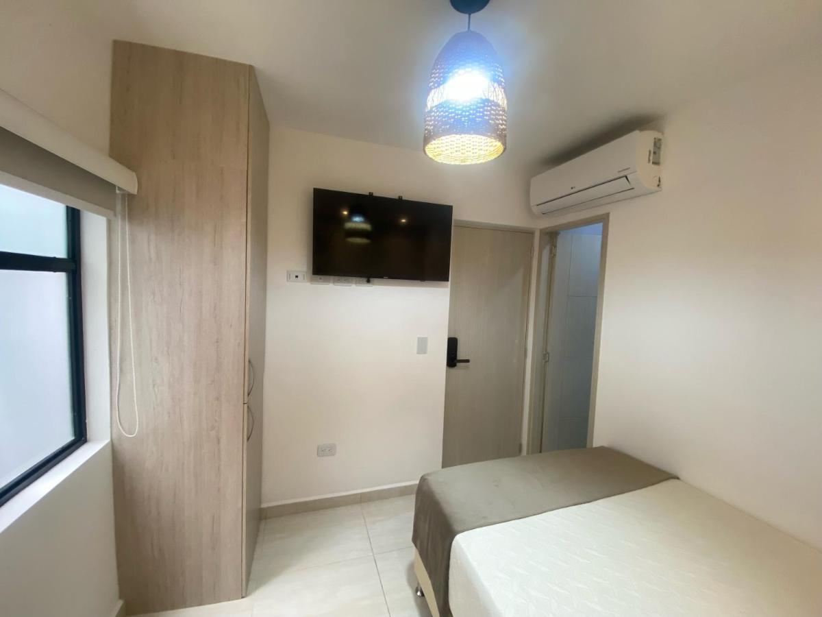 Maidy Luxury Hotel 麦德林 外观 照片