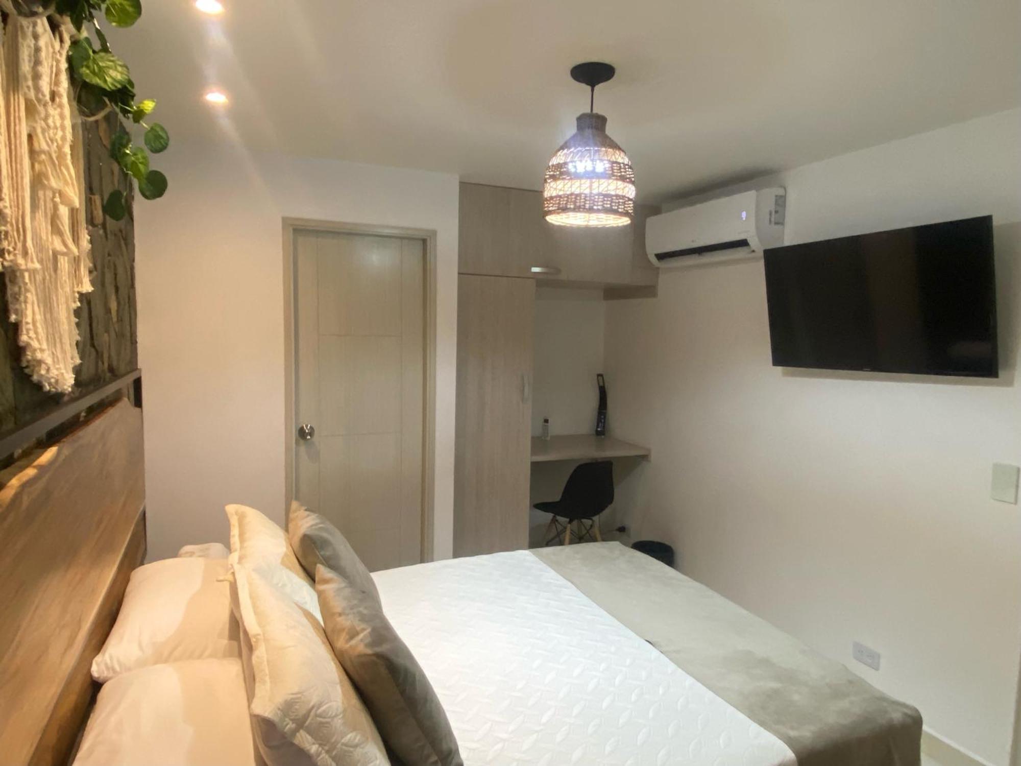 Maidy Luxury Hotel 麦德林 外观 照片