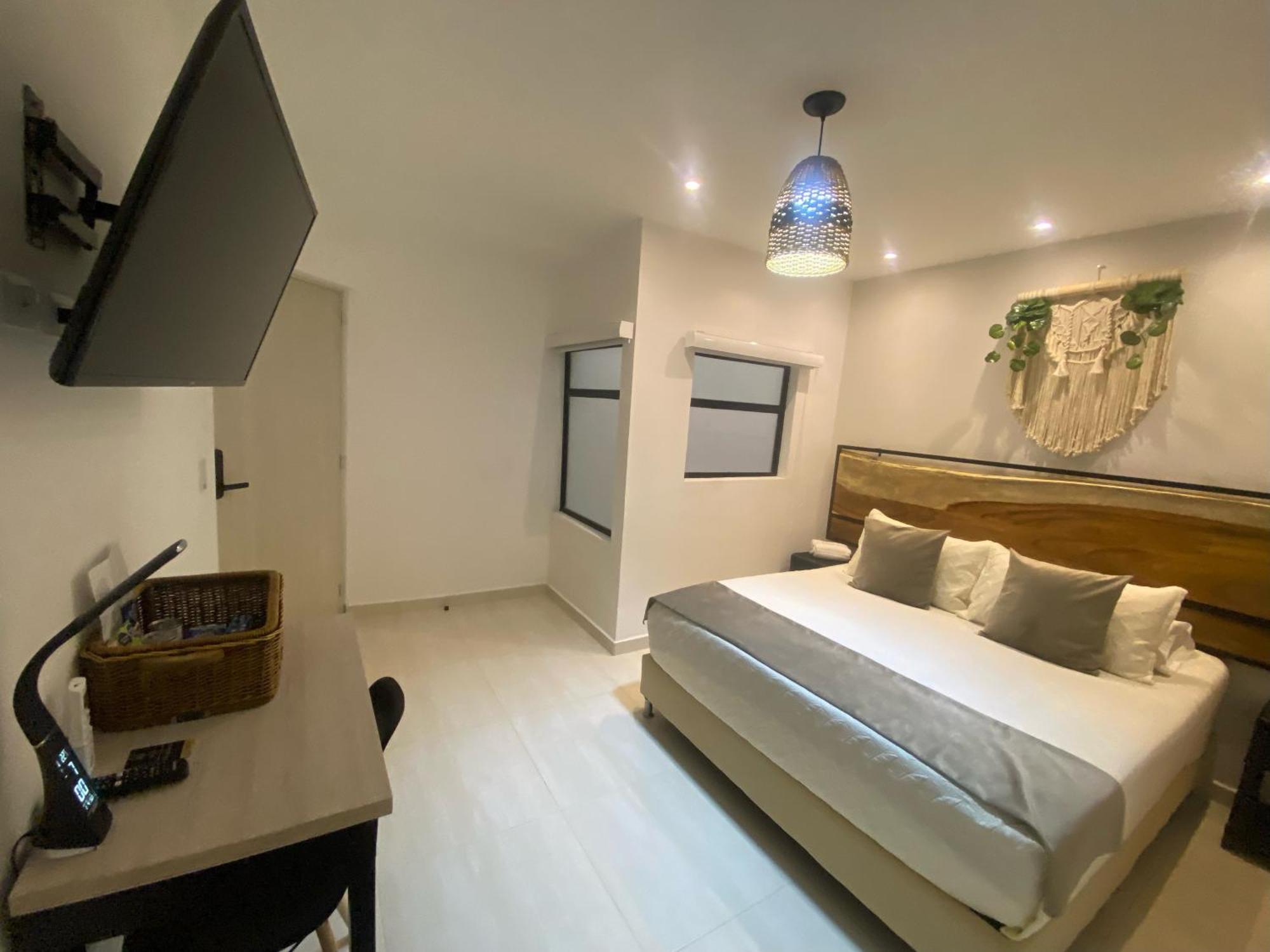Maidy Luxury Hotel 麦德林 外观 照片