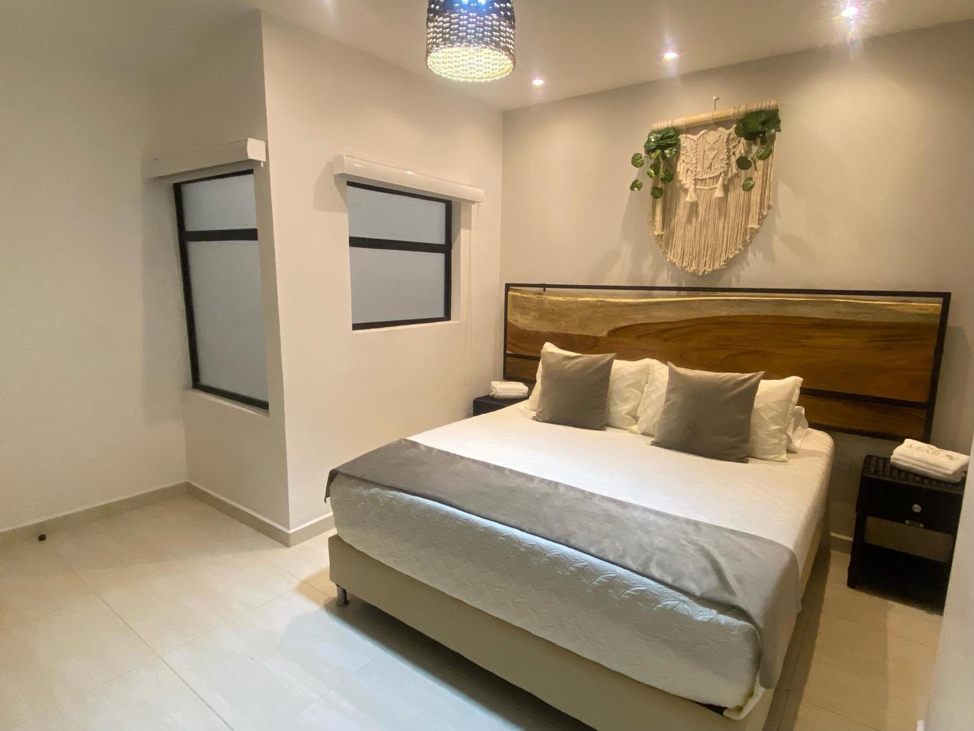 Maidy Luxury Hotel 麦德林 外观 照片
