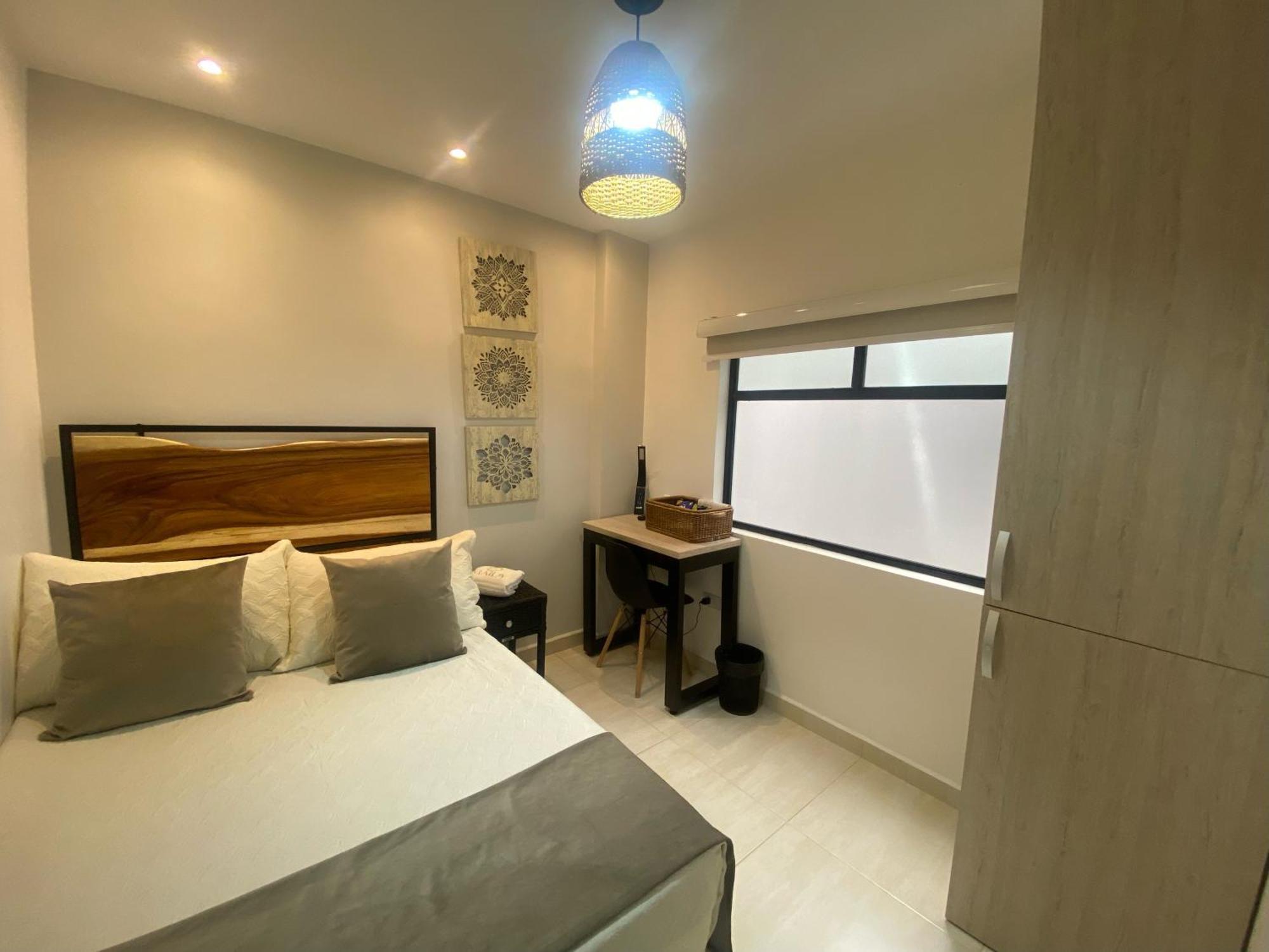 Maidy Luxury Hotel 麦德林 外观 照片