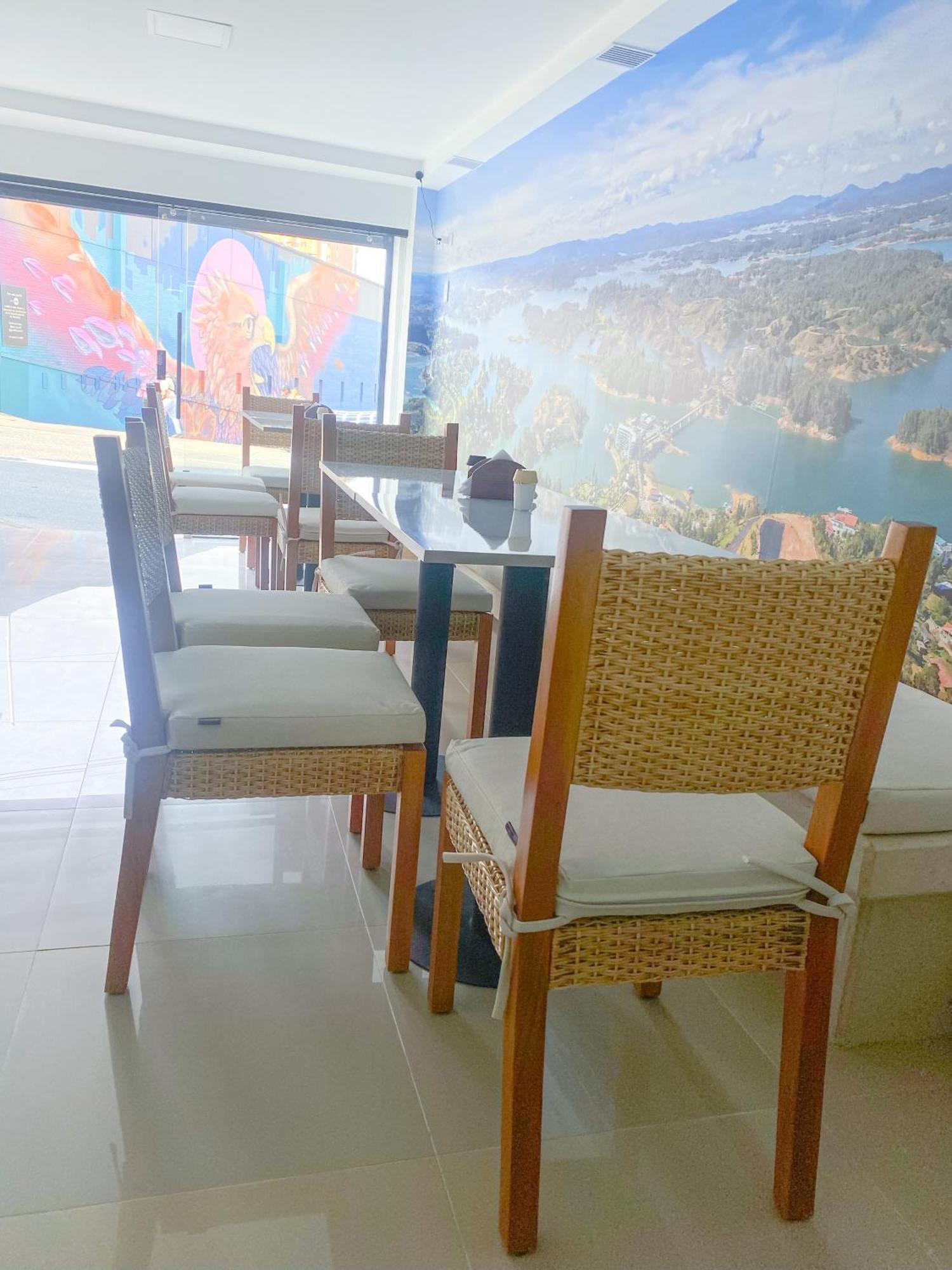 Maidy Luxury Hotel 麦德林 外观 照片