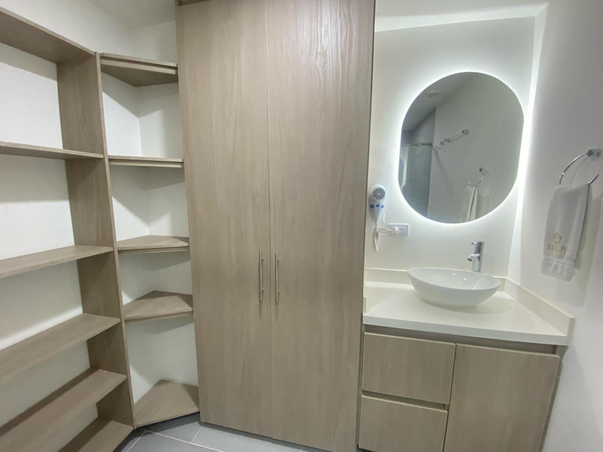 Maidy Luxury Hotel 麦德林 外观 照片