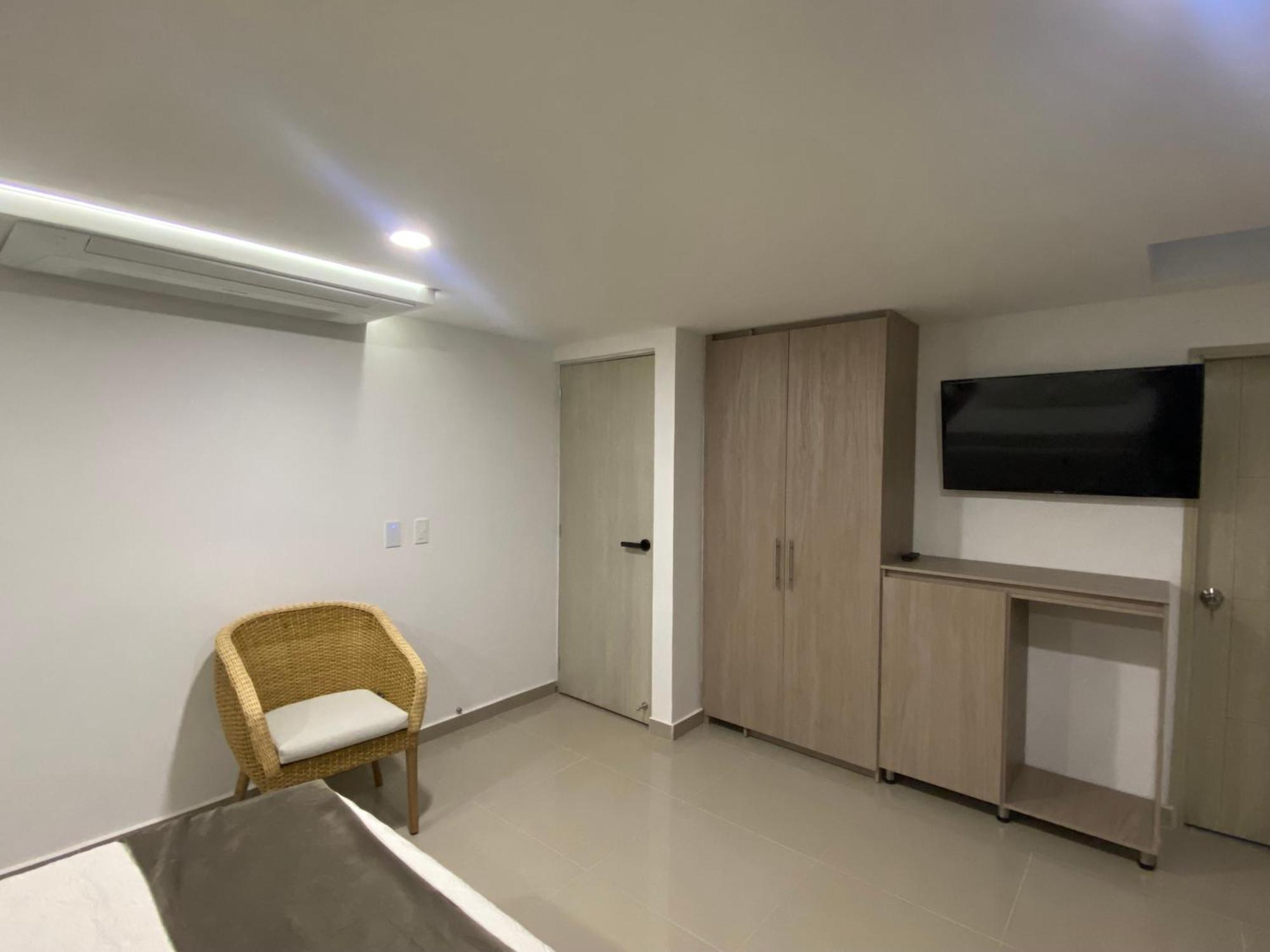 Maidy Luxury Hotel 麦德林 外观 照片