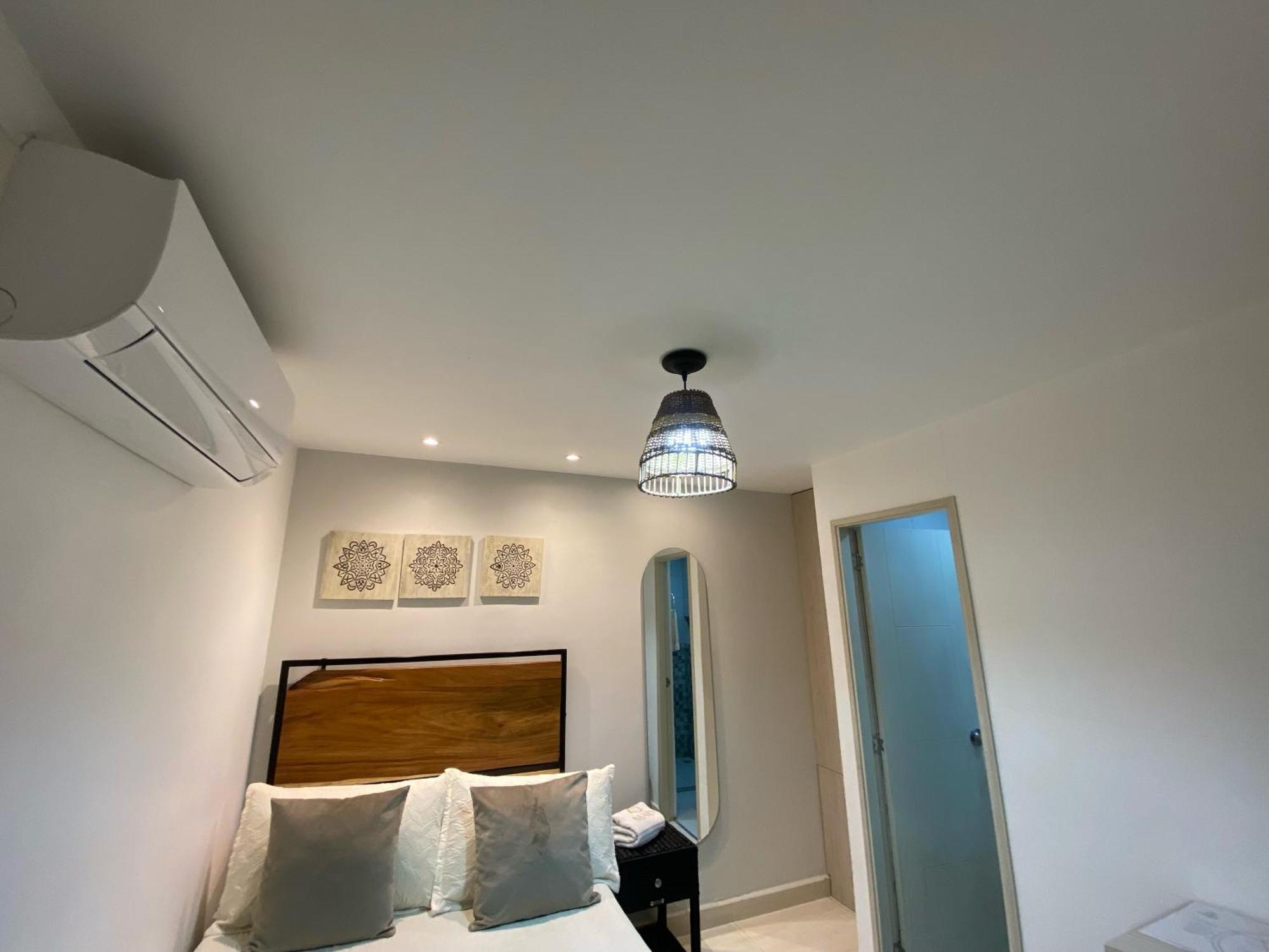 Maidy Luxury Hotel 麦德林 外观 照片