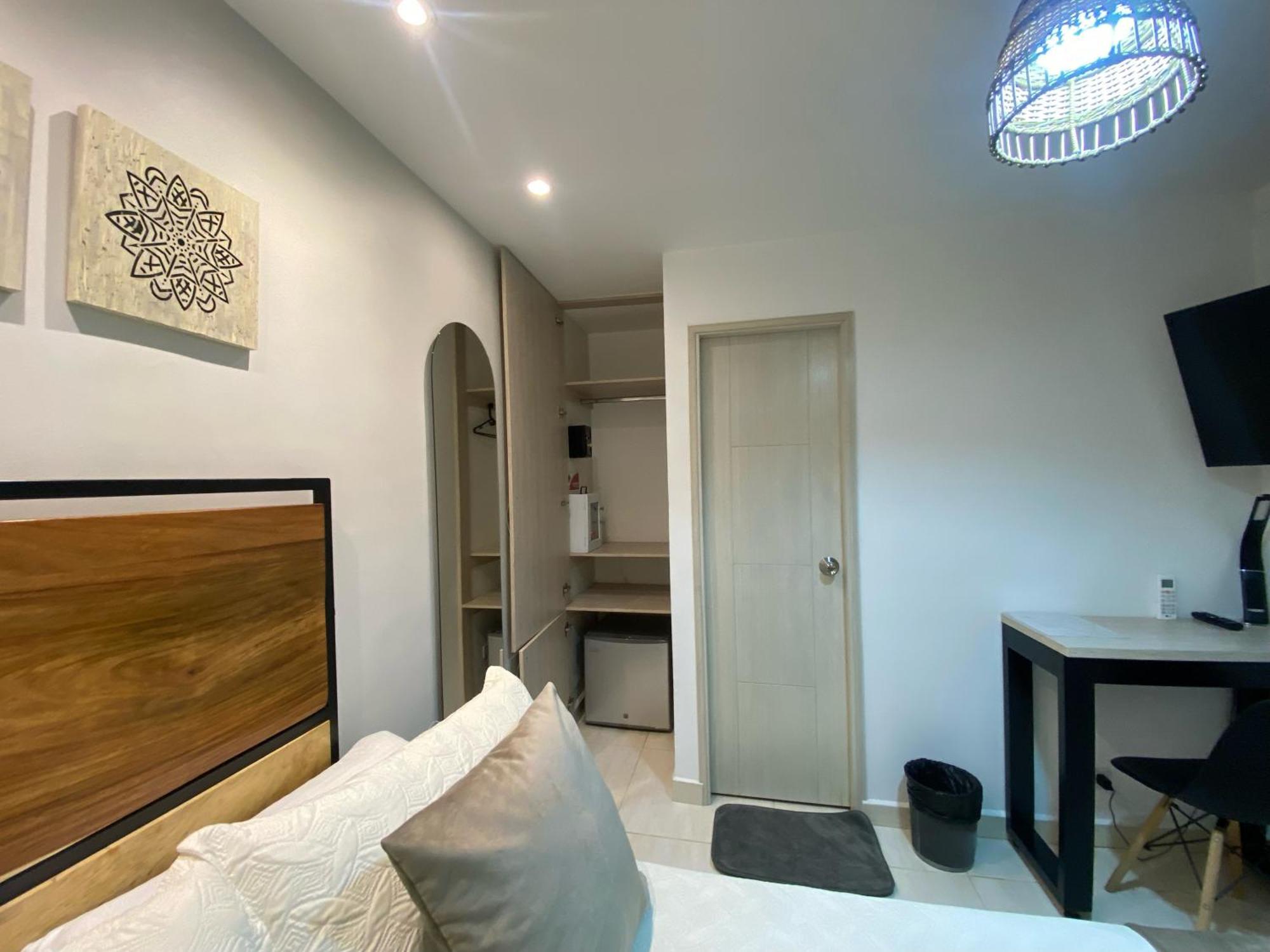 Maidy Luxury Hotel 麦德林 外观 照片